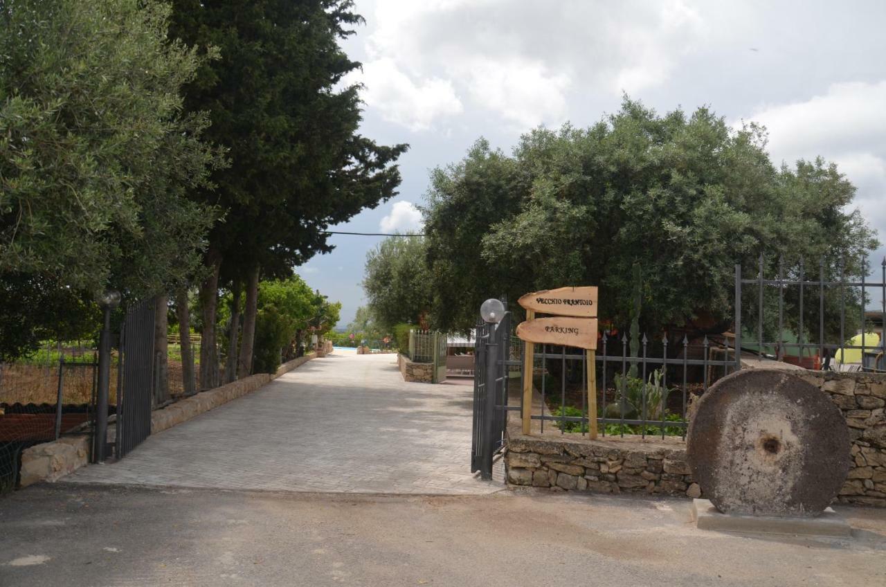 Il Vecchio Frantoio Villa Augusta Exteriör bild